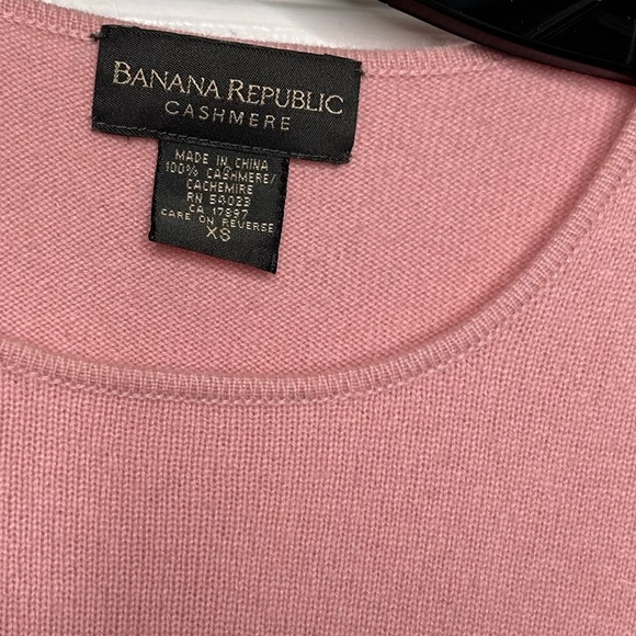 Banana republic 100% cashmere short sleeve sweater - Picture 2 of 3